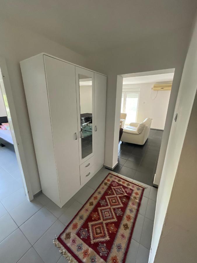 Vulsa Apartmani Kladovo Luaran gambar