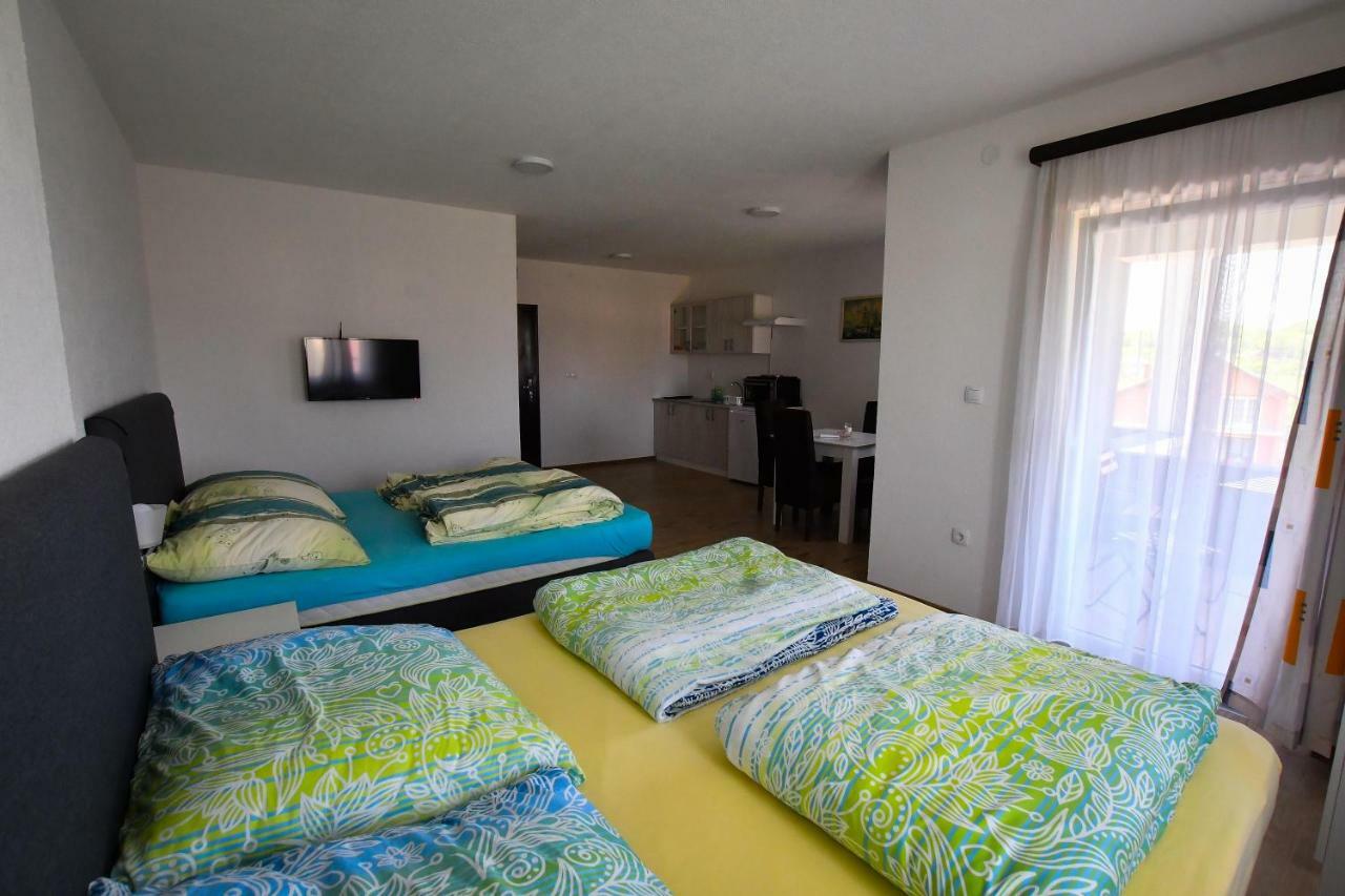 Vulsa Apartmani Kladovo Luaran gambar