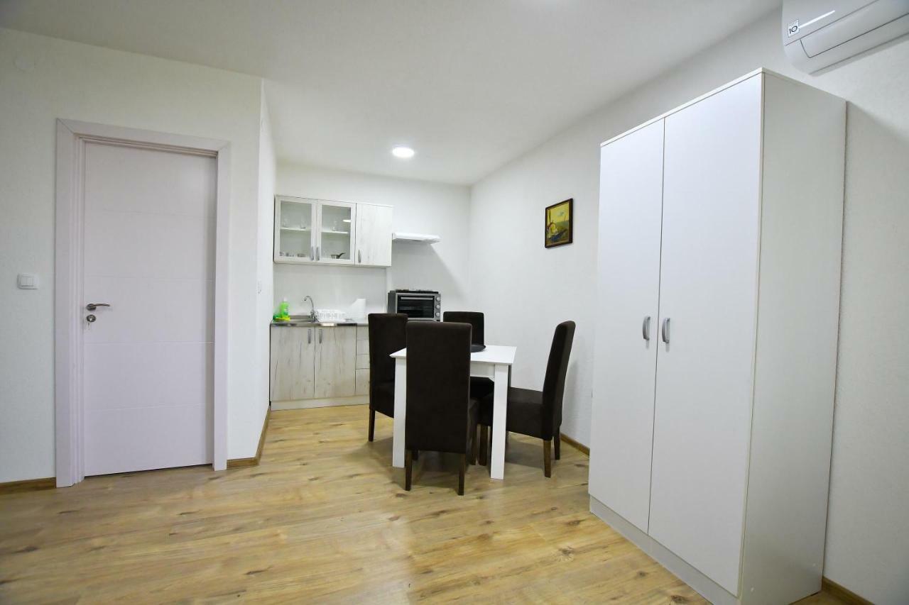 Vulsa Apartmani Kladovo Luaran gambar